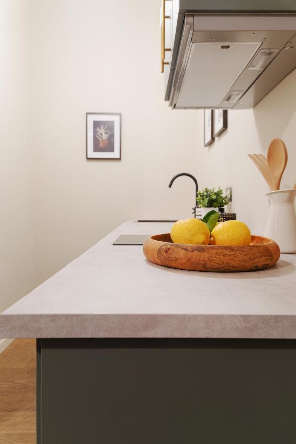 New & Cozy Apt In Porta Romana Milano Esterno foto