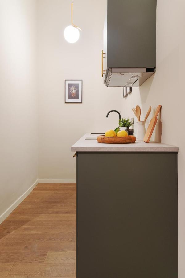 New & Cozy Apt In Porta Romana Milano Esterno foto